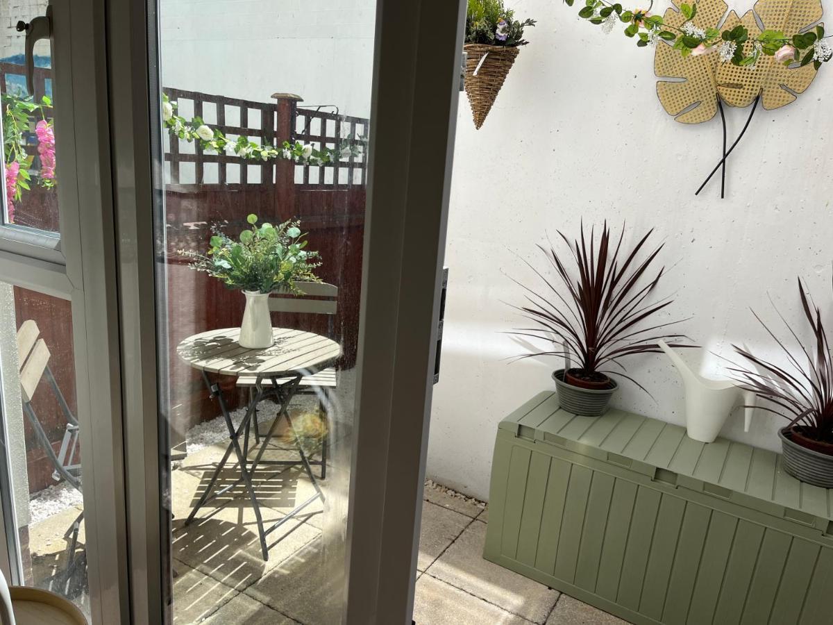 Town Centre White House Apartamento Bournemouth Exterior foto